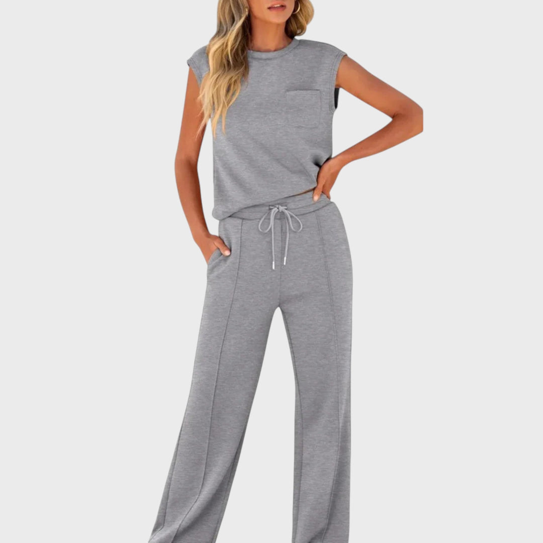 Elyra - Relaxed Fit Two-Piece Set