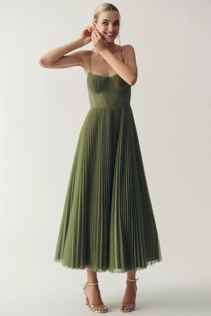 Solyne - Backless Woven Dress